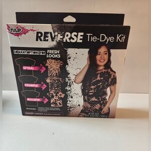 Tulip Reverse Tie Dye Kit A New Way To Tie Dye.